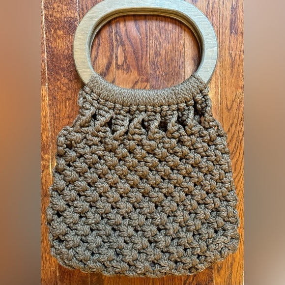 Brown Vintage Macrame Purse Wood Handle Perfect Fall Crochet Handbag Handmade - Picture 1 of 5